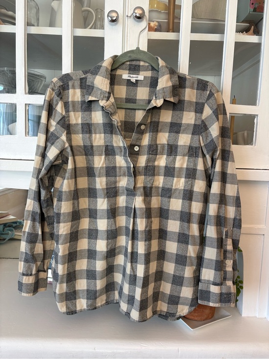 Madewell Tops - Madewell Neutral Plaid Shirt Jacket in Cream and Gray